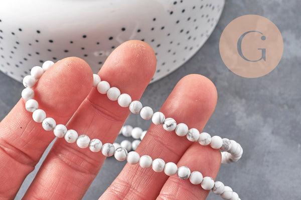 Perle ronde howlite blanche naturelle 4mm, x1 fil de 38cm (G11091)