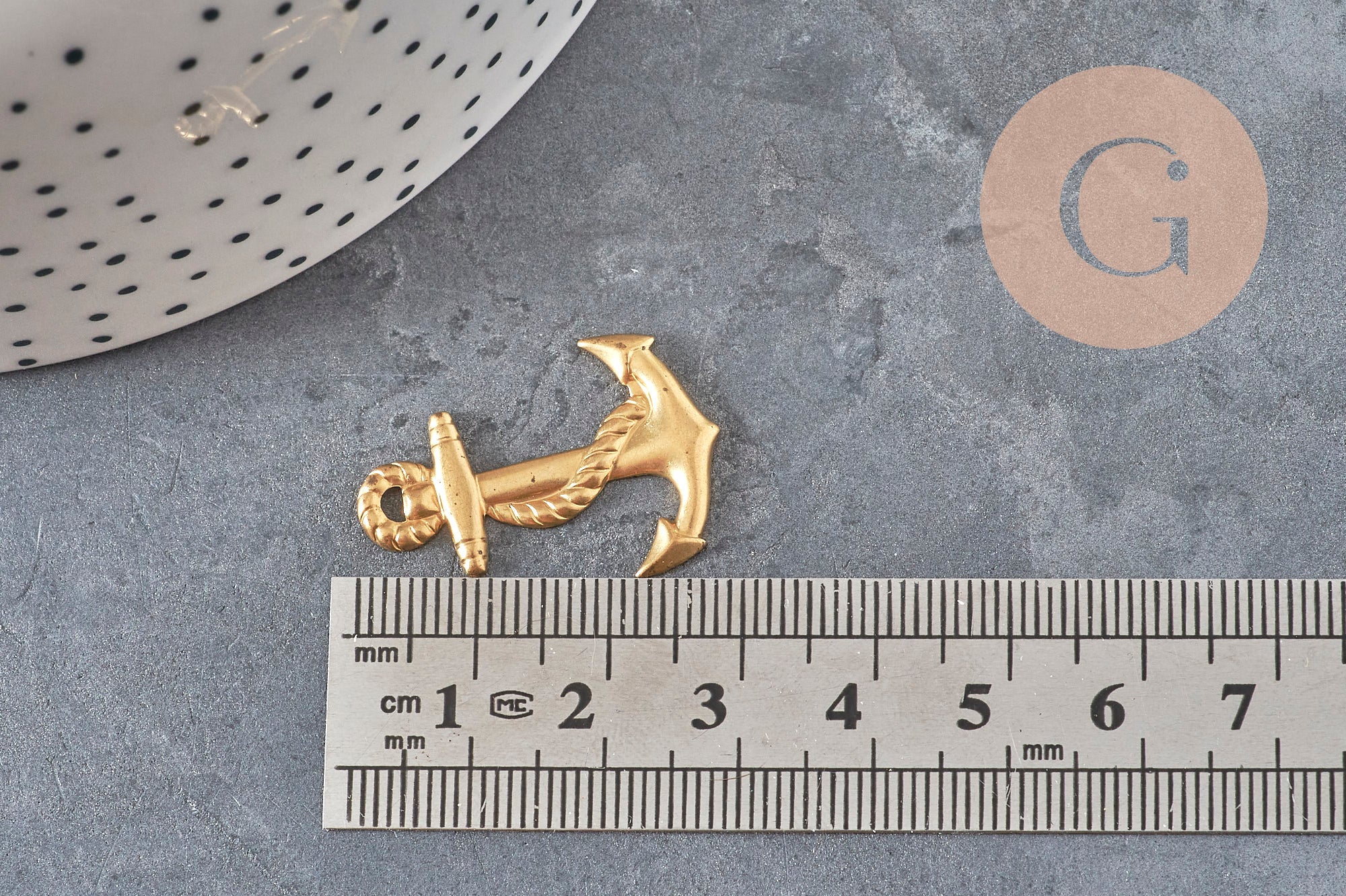 Pendentif ancre laiton brut 28mm, x1 (G10168)