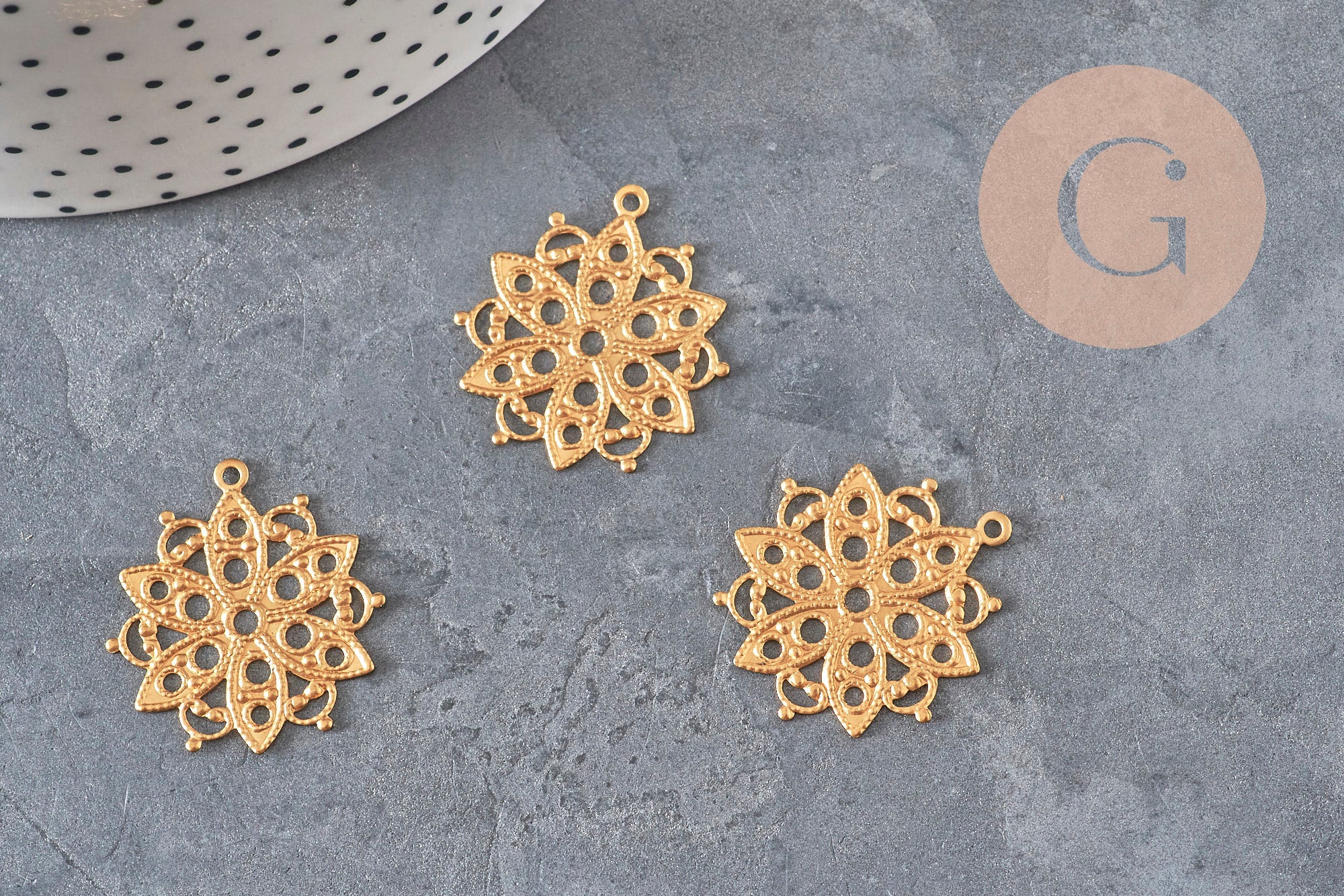 Pendentif estampe rosace rond laiton brut 26mm, x2 (G10166)