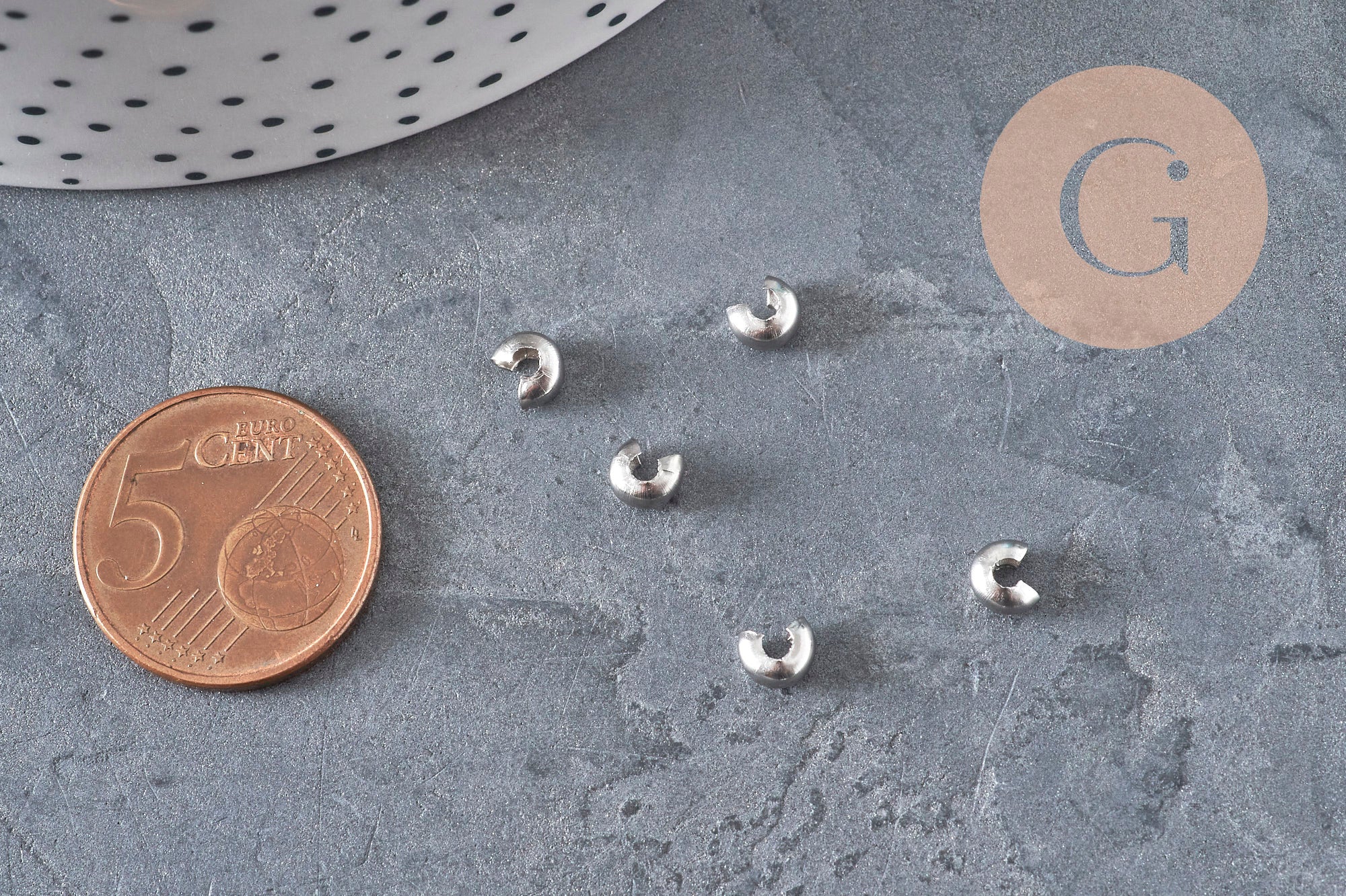 Caches perles à écraser acier 304 platine 5.5x4.5mm, x20 (G11178)
