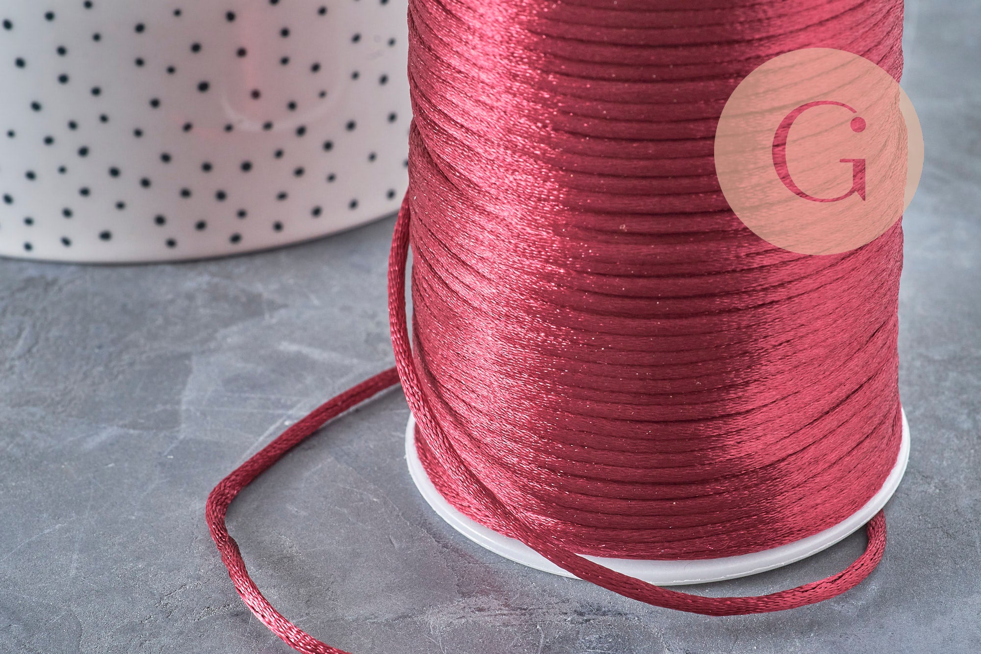 Cordon queue de rat polyester bordeau 2mm, x5 mètres (G11224)