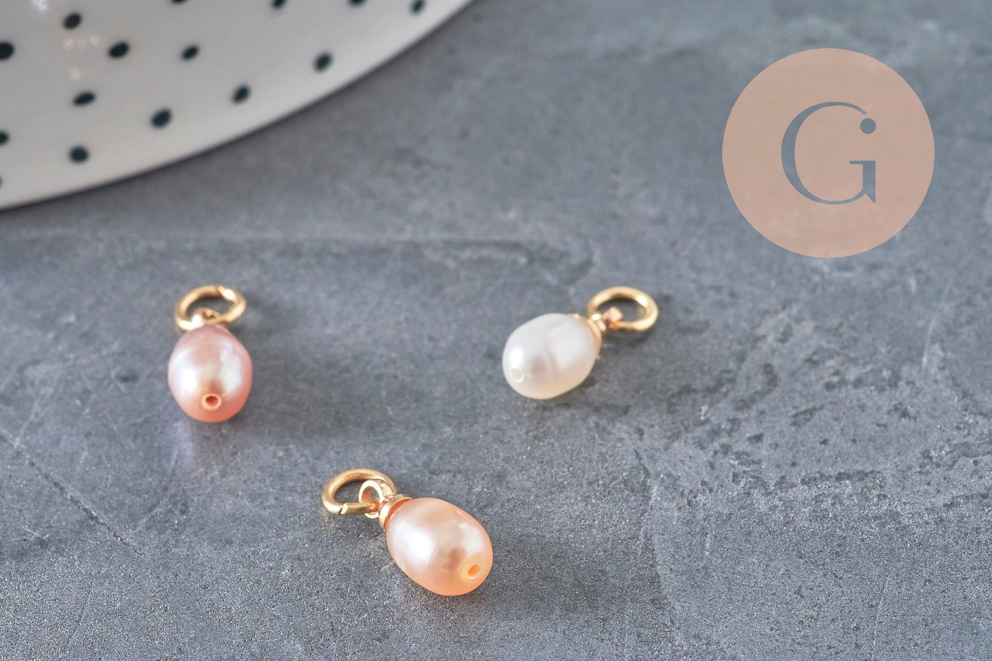 Breloque perle d'eau douce naturelle goutte rose pêche laiton 11mm, x1 (G11275)
