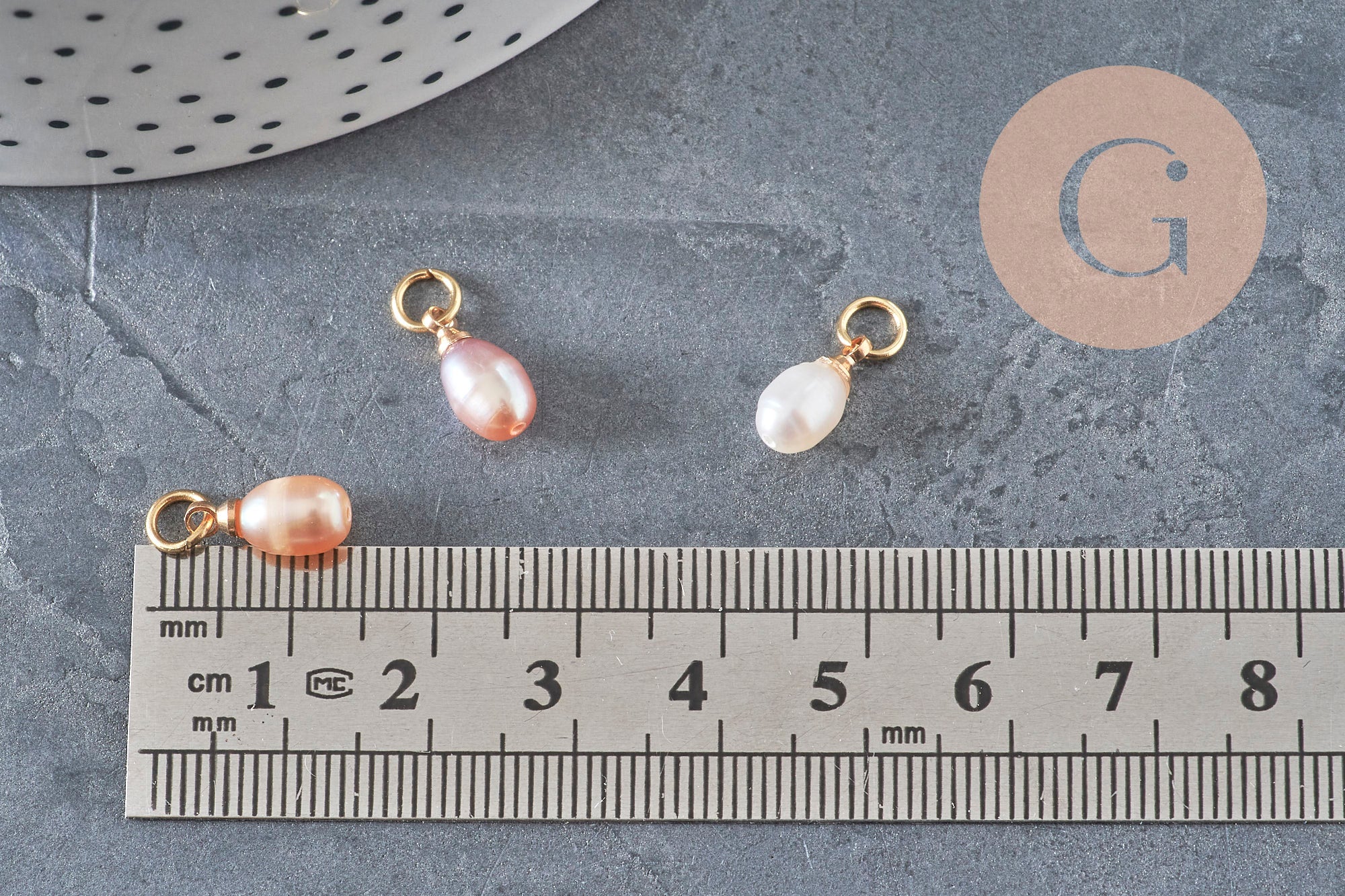 Breloque perle d'eau douce naturelle goutte rose pêche laiton 11mm, x1 (G11275)