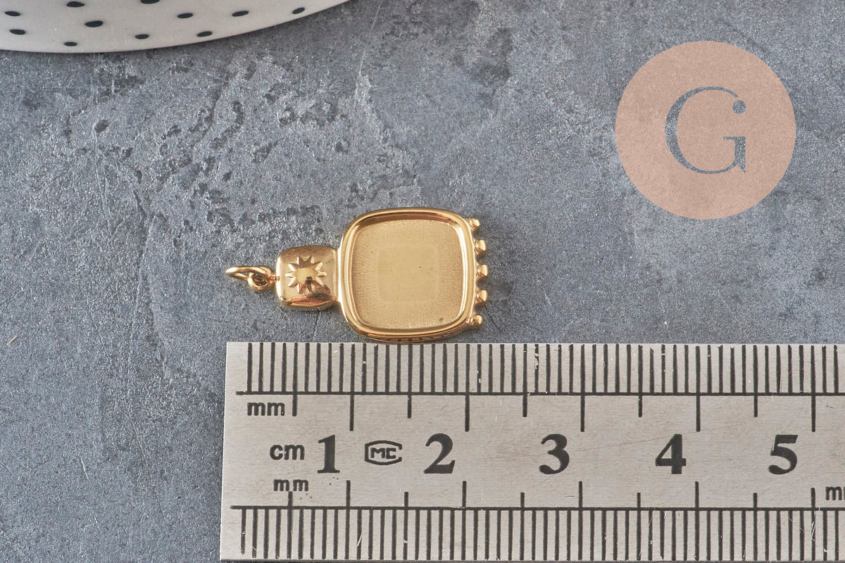 Pendentif carré cabochon 10mm acier inoxydable doré IP 21mm, x1-Breloques et pendentifs-Gingerlily Perles