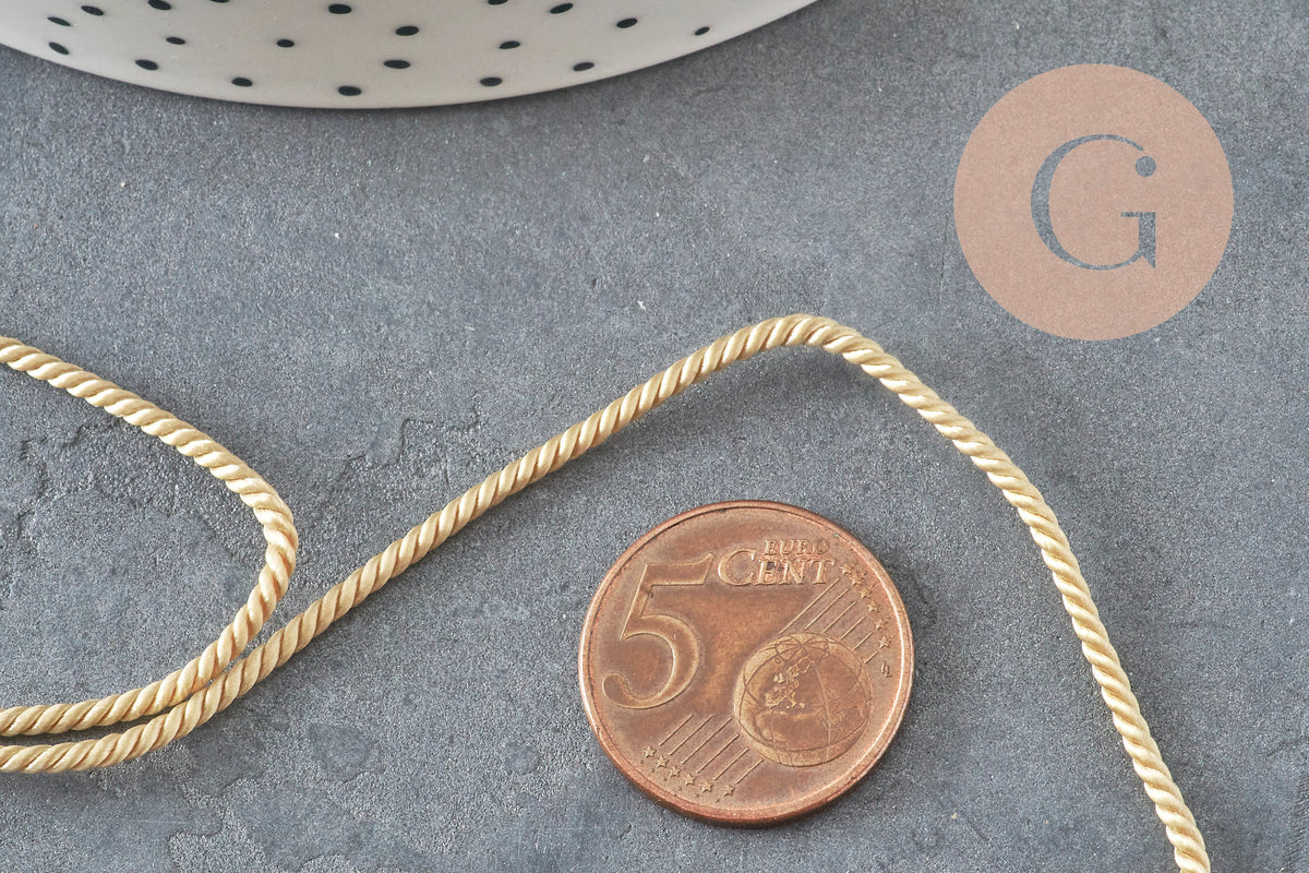 Cordon satiné torsadé beige 2mm, x1 mètre (G11396)-Cordons pour bijoux et perles-Gingerlily Perles