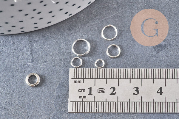 Anneaux ouverts couleur platine tailles différentes, x10gr (G2377)