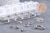 Boite Kit mix de 12 types de fournitures pour bijoux en acier inoxdable doré ou platine, x1 (G10142/G10143)