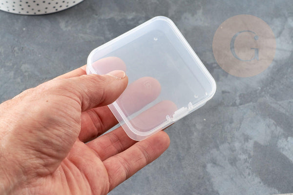 Boite rangement perles en plastique carrée 6.4cm, x1 (G0165)