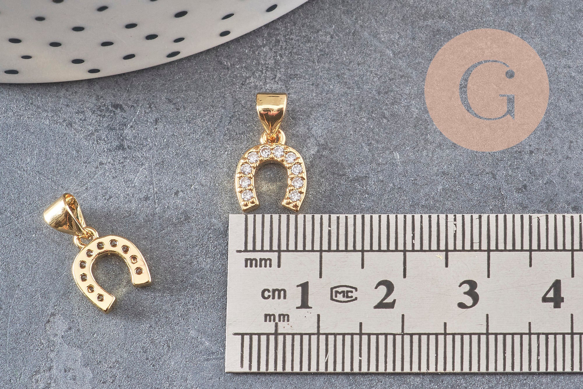 Breloque fer à cheval laiton doré 18k cristal 10mm, x1 (G0487)