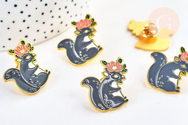 Broche pins animal écureil motif végétal doré émail,broche dorée ,décoration veste, 27x26mm,x1 G5540