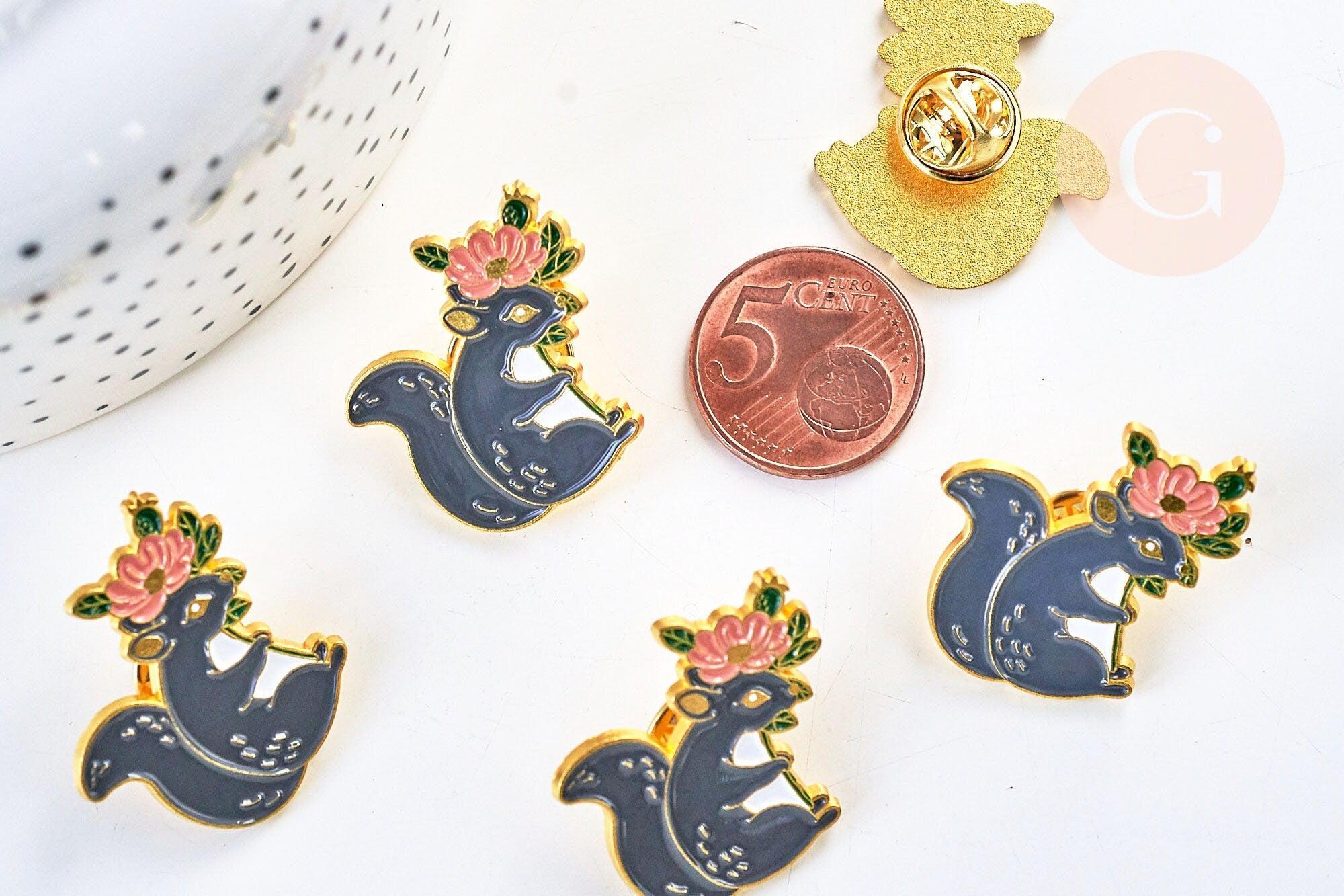 Broche pins animal écureil motif végétal doré émail, décoration veste, 27x26mm,x1 (G5540)