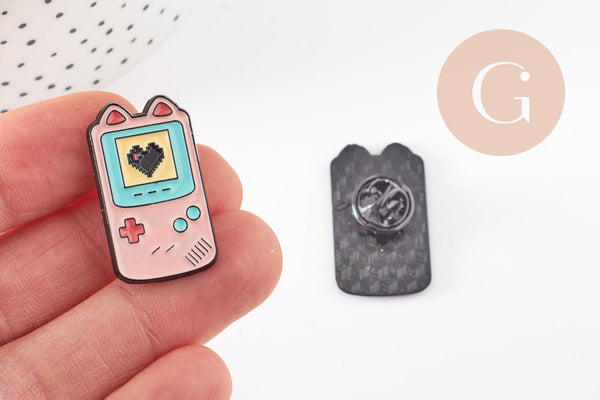 Broche pins console portable jeux vidéos doré émail rose 30.5x17.5mm, x1 (G9311)