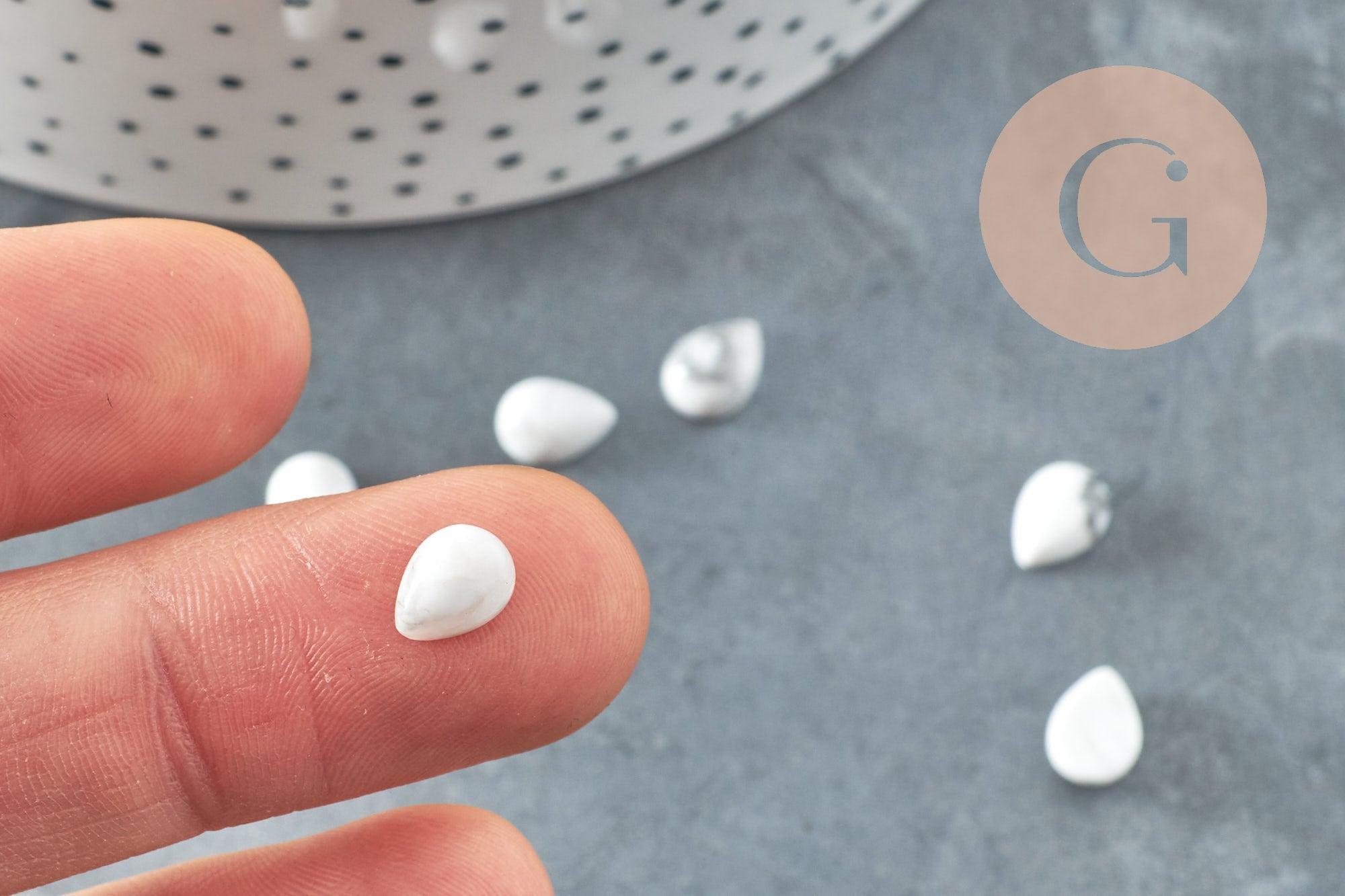Cabochon goutte howlite naturelle blanc 8x6mm, x1 (G2267)