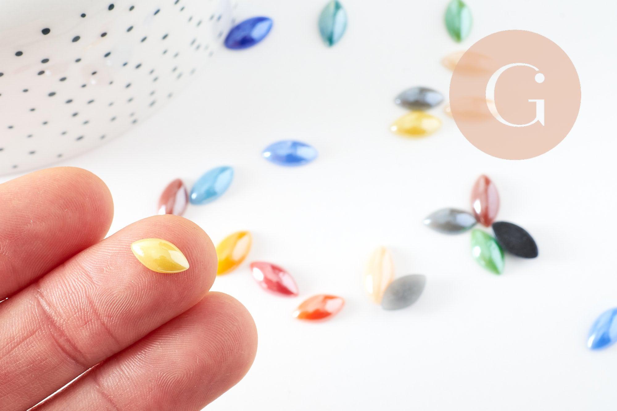 Cabochon marquise verre irisé multicolore 12mmx6mm, x10 (G2281)