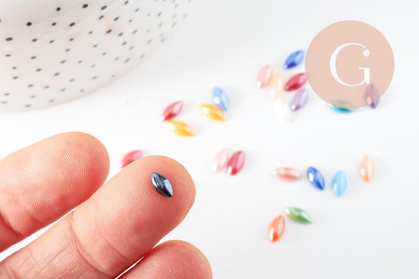 Cabochon marquise verre irisé multicolore 8x4mm, x20 (G2250)