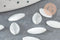 Cabochon marquise verre oeil de chat blanc 12x6mmmm, x20 (G2284)