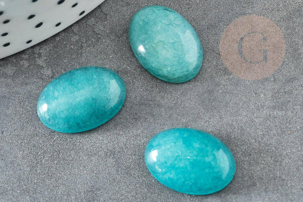 Cabochon ovale en jade naturel vert aqua 13x18mm, x1 (G2480)
