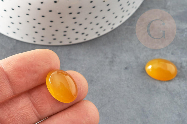 Cabochon ovale jade naturel jaune translucide 18x13mm, x1 (G2683)