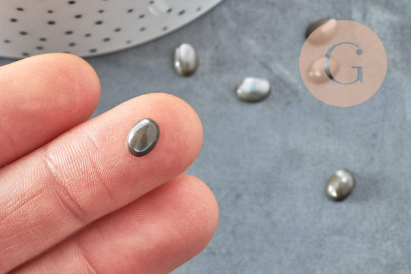 Cabochon ovale nacre noire naturel 8x6mm, x1 (G1083)