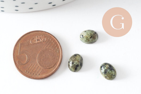 Cabochon ovale turquoise africaine naturelle 8x6mm, création bijoux pierre naturelle, x1 (G10177)