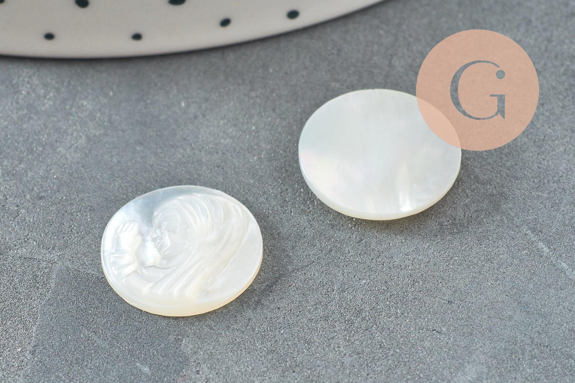Cabochon rond Vierge Marie nacre blanche naturelle gravé 16mm, x1 (G9629)