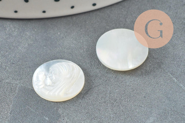 Cabochon rond Vierge Marie nacre blanche naturelle gravé 16mm, x1 (G9629)