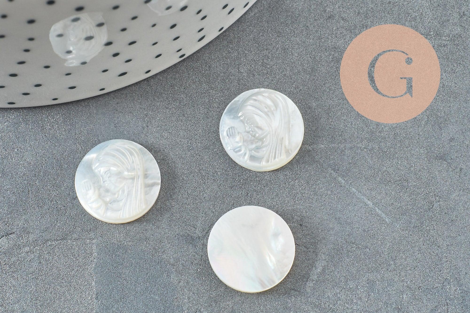 Cabochon rond Vierge Marie nacre blanche naturelle gravé 16mm, x1 (G9629)