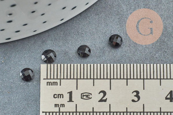 Cabochon rond agate naturelle noire facetté 4mm, x1 (G2276)