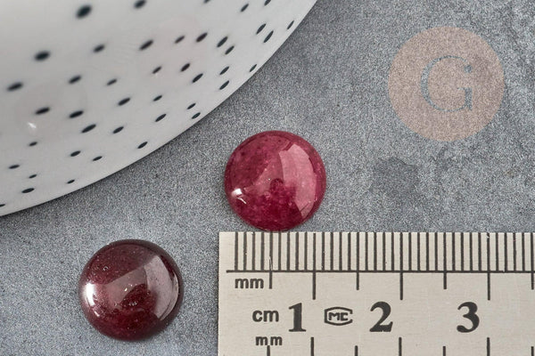 Cabochon rond jade naturel rouge bordeau 12mm, x1 (G0268)