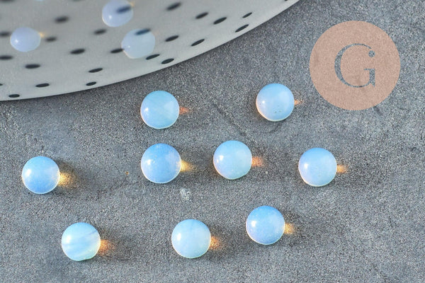 Cabochon rond opalite blanche 4mm, x1 (G3136)