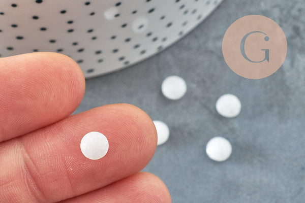 Cabochon rond pierre de lune naturelle à facettes 5.5mm, x1 (G2216)