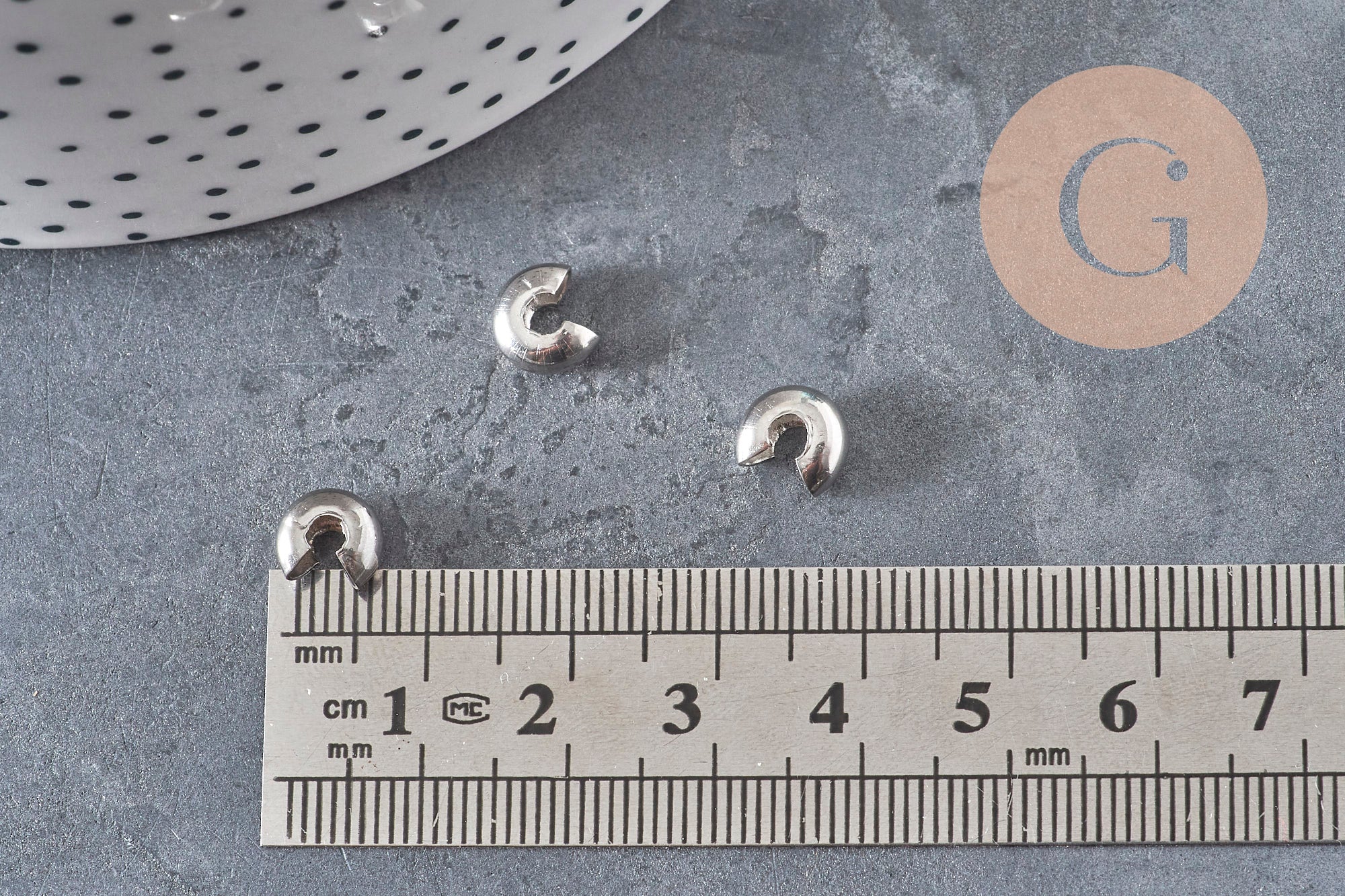 Cubrebolas de engarce de acero 304 platino 8x7mm, x20 (G11177)