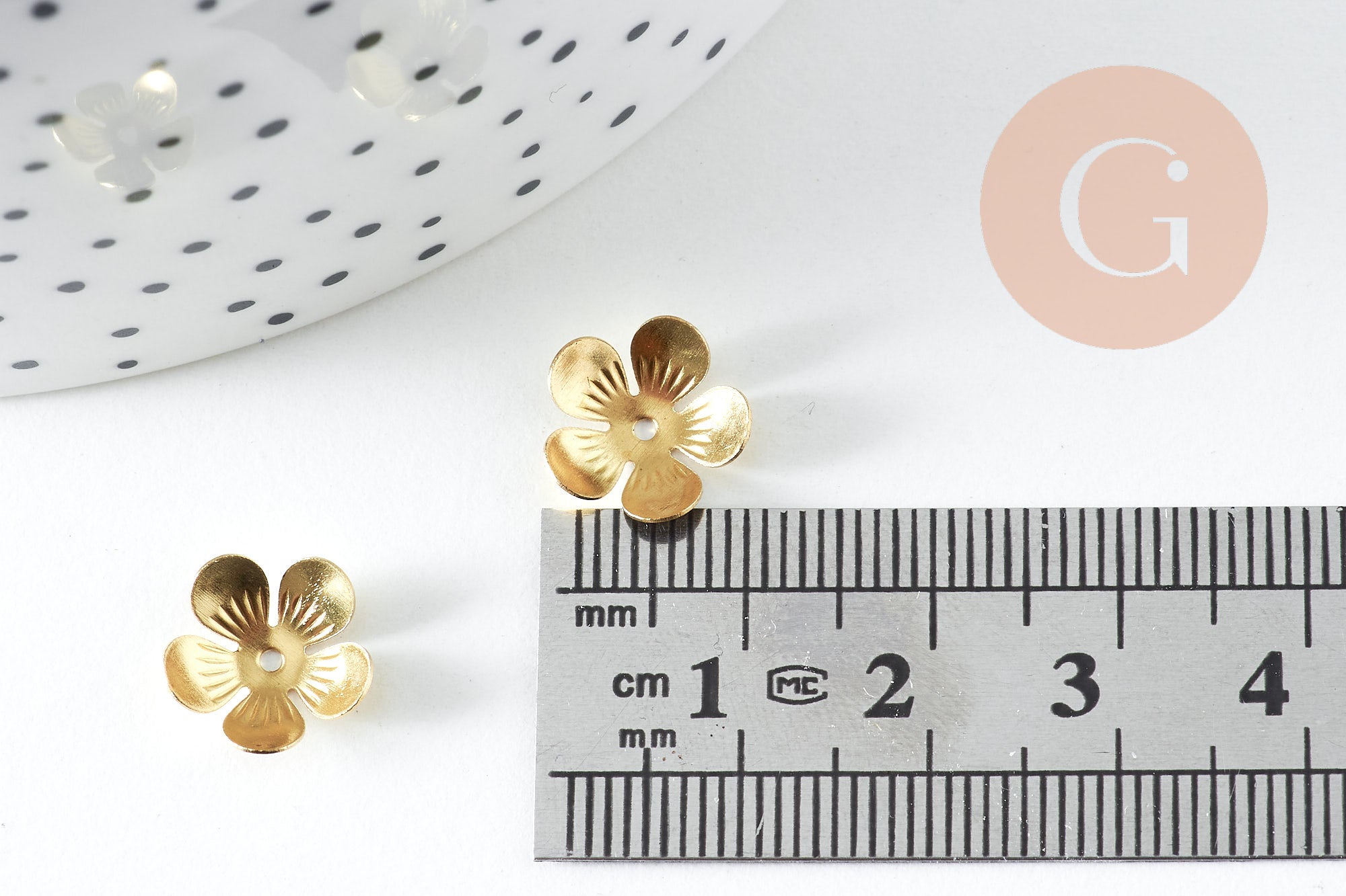 Calottes fleur laiton brut 11mm, x10 (G10827)