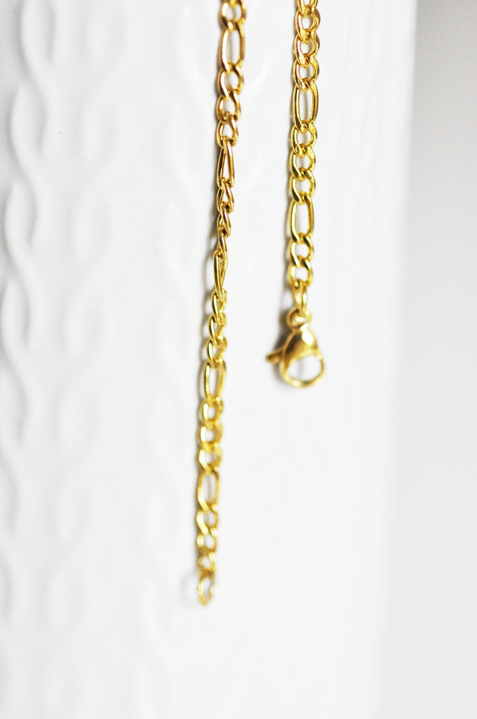 Collier Chaine avec fermoir acier doré 18k figaro 3mm-45cm, x1 (G1491)