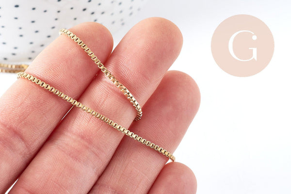 Chaîne carrée maille vénitienne laiton brute 1mm, x 1 mètre (G8304)