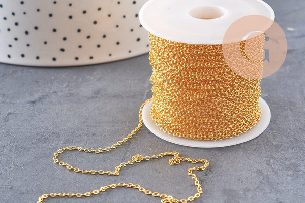 Chaine fine dorée forçat laiton dorée 1.5 mm, x5 mètres (G0788)