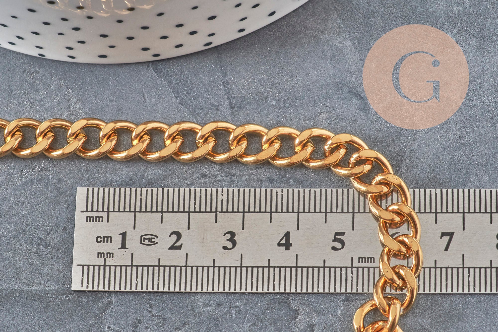 Curved link chain, 304 stainless steel, gold IP plated, 10mm, x1 meter (G11232)