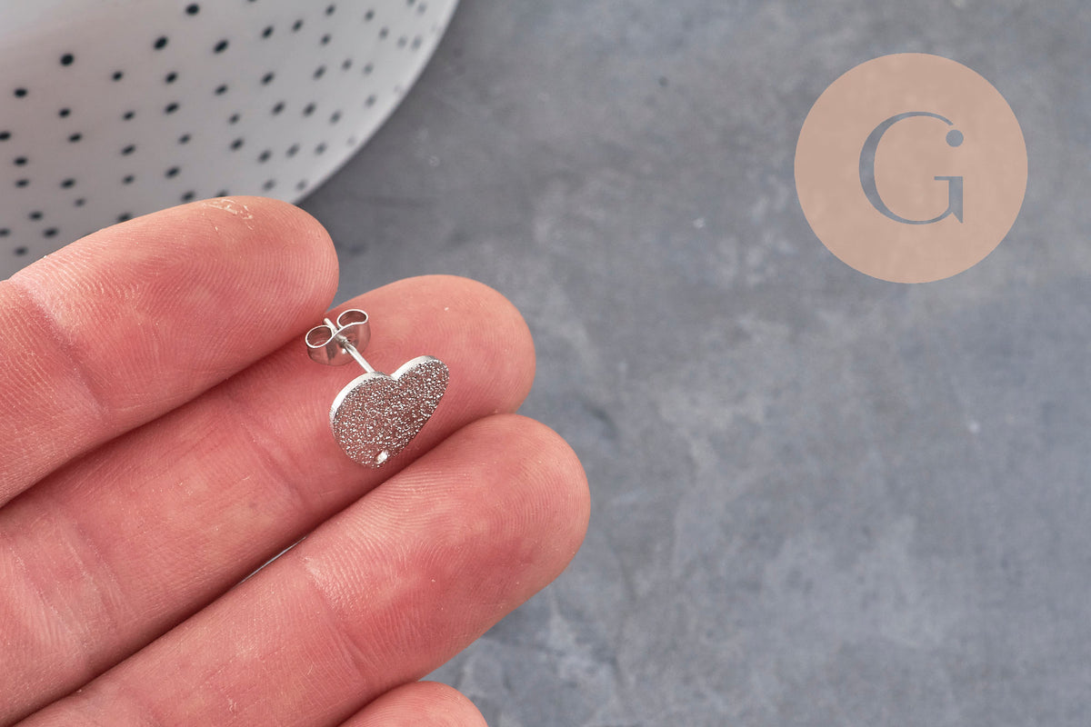 Clous-puces oreille coeur acier 304 inoxydable platine sablé 1 trou 13mm, la paire (G11318)