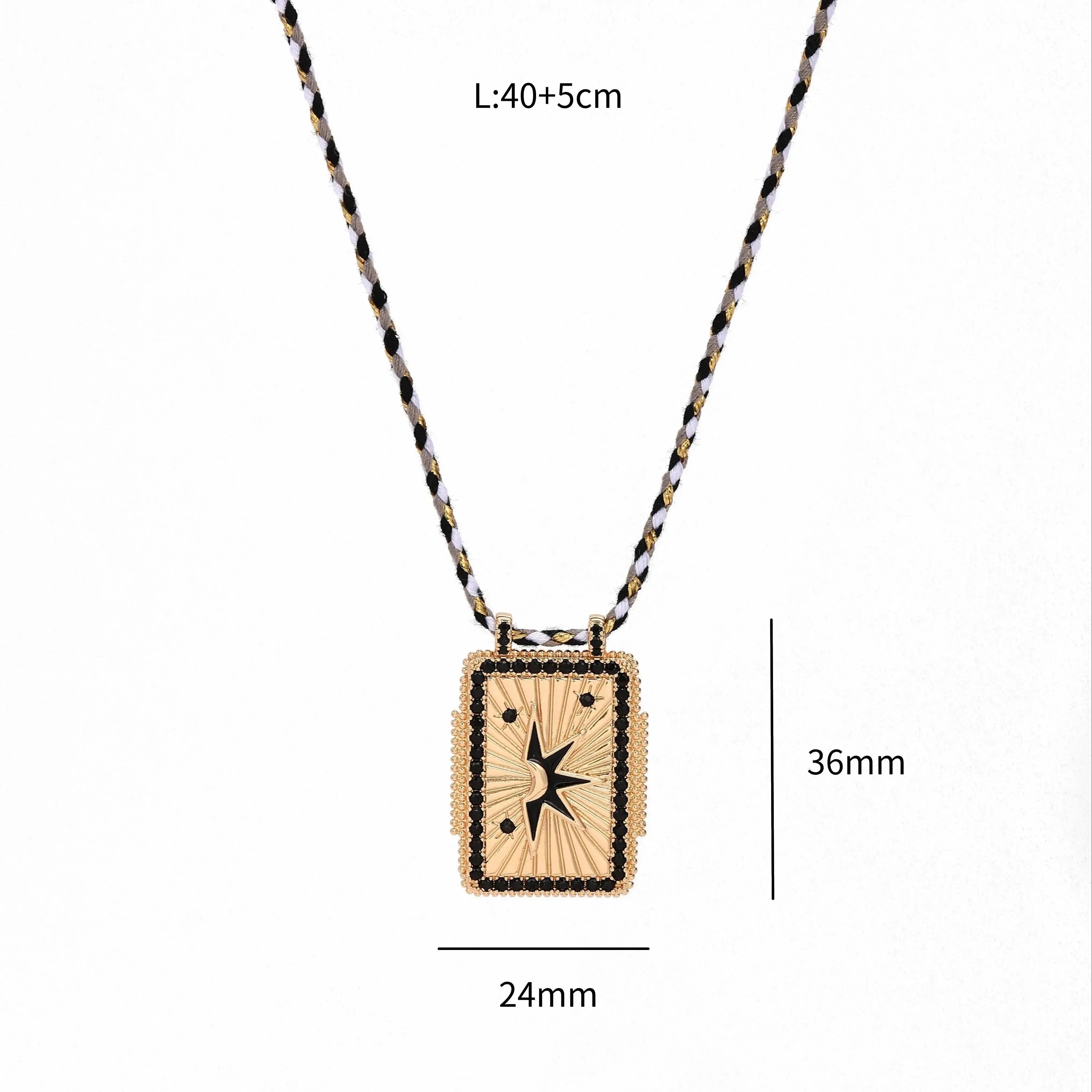 Collier médaille émaillée étoile noire zircons noir cordon tressé zamac doré 45cm x1 (G10364-11)