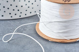 Cordon blanc tressé polyester 0.6mm, x1 mètre (G8450)
