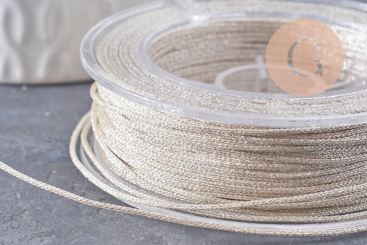 Cordon métallique doré très clair polyester 1mm, x1 mètre (G10002)