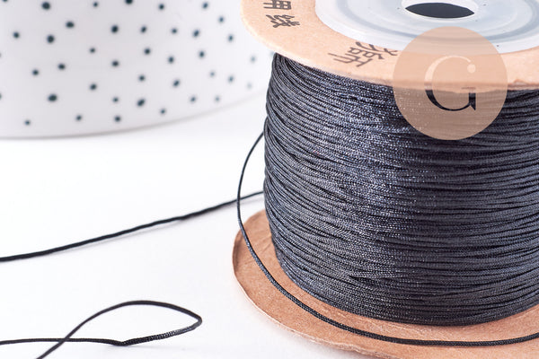 Cordon noir tressé polyester 0.6mm, x1 mètre (G10669)