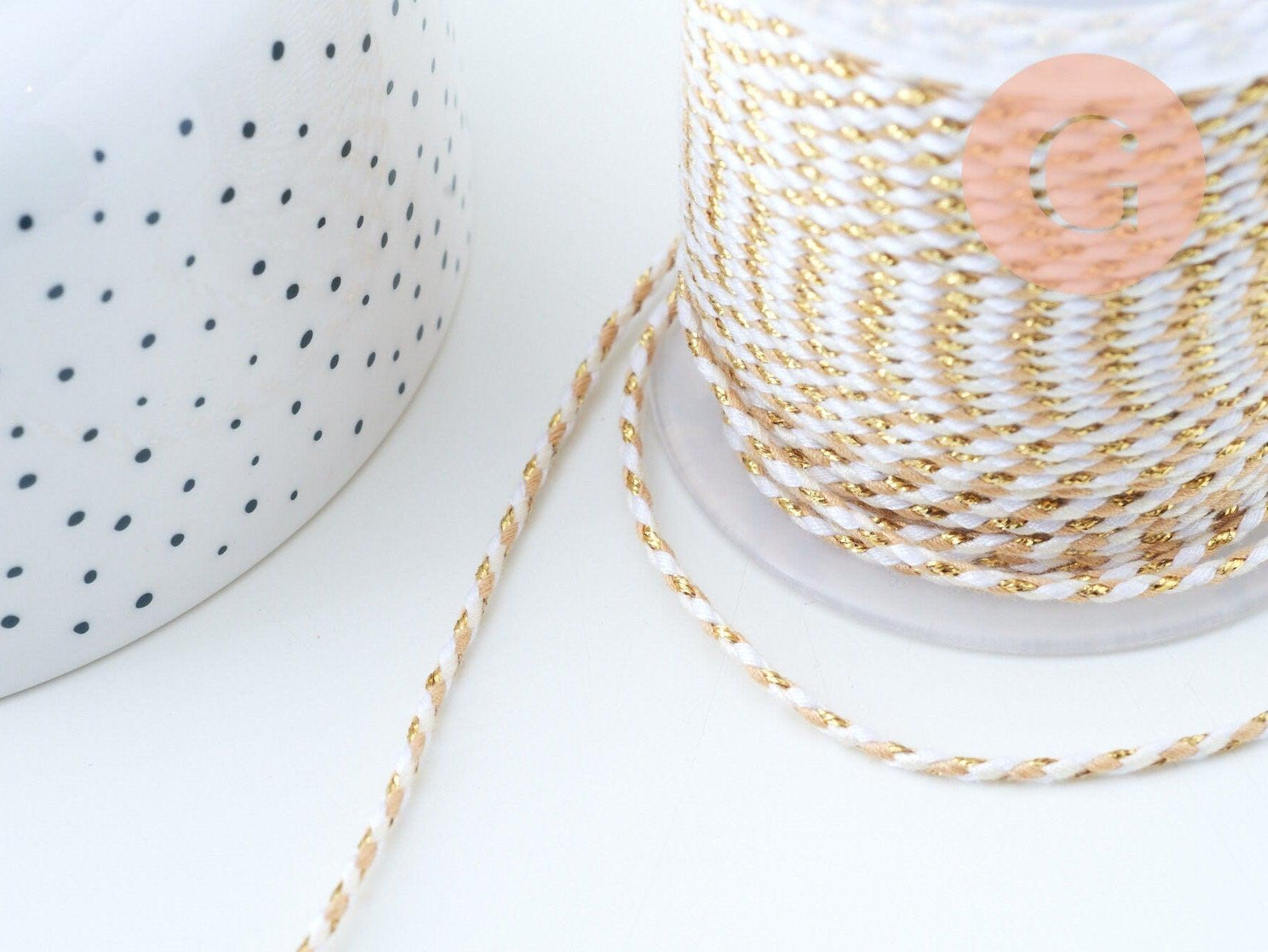 Cordon tressé blanc beige fil doré 1.5mm-2mm, x1 mètre (G6069)