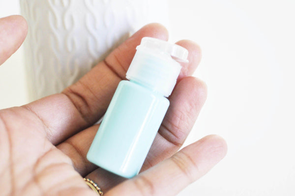 EP Bouteille plastique bleu, bouteille métal,emballage cosmétique, flacon cosmétique,cosmétique maison, contenant avion,5.7x2.3cm,10ml,G3067