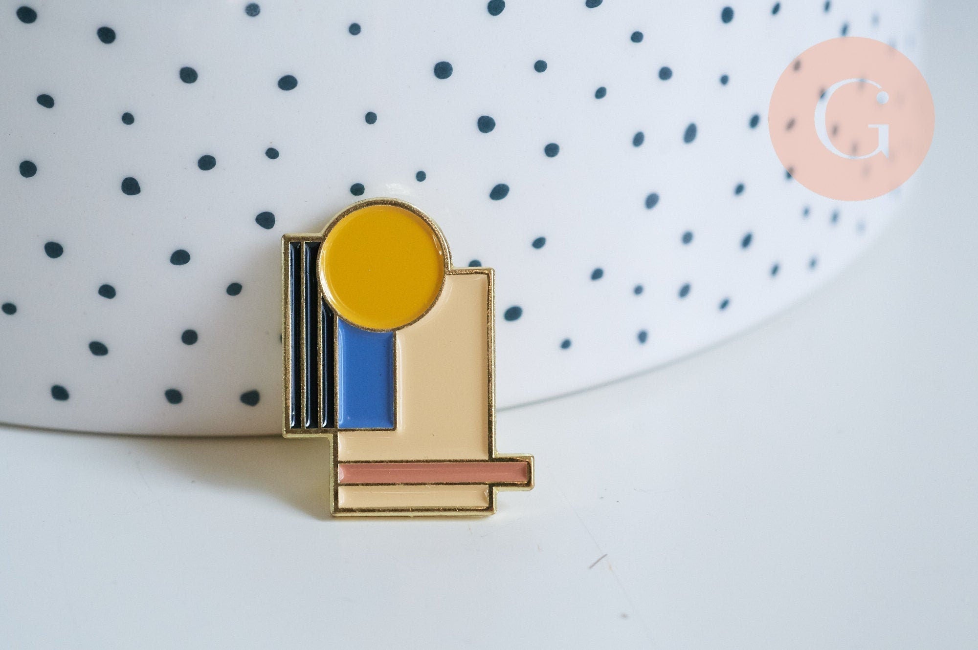 EP-Broche pins géométrique émail bleu jaune doré émail 24.5mm, x1 G6717