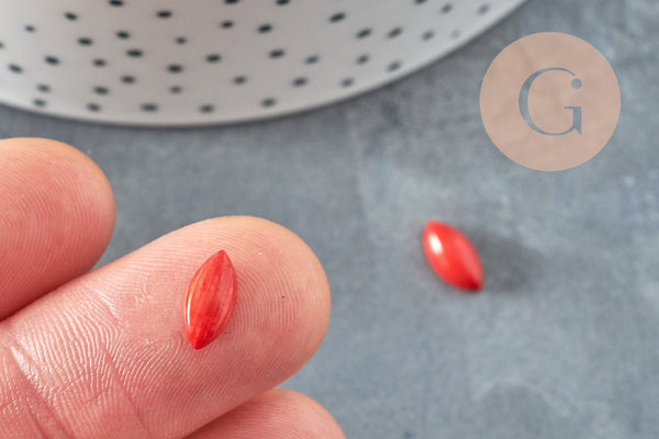 EP Cabochon marquise corail rouge naturel 5x10mm, x1 G3372