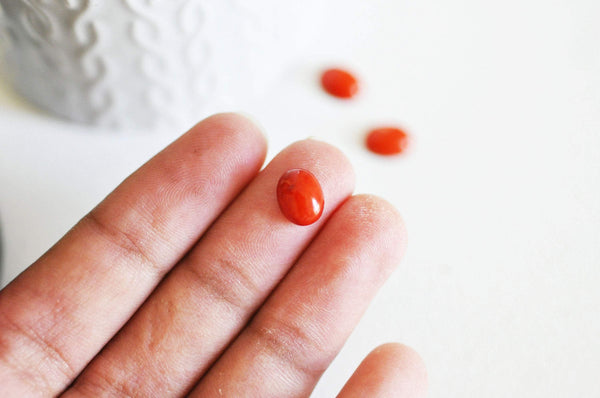 EP Cabochon ovale corail naturel rouge 10x8mm, x1 (G0983)