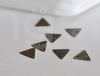 EP Cabochons triangle cuivre 2 trous,fourniture créative, breloque laiton,Sans nickel, breloque cuivre, triangle,création bijoux, les 10,9mm