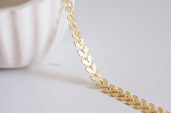 EP Chaine chevron laiton doré mat, fourniture créative, chaine bijou, création bijoux,chaine fantaisie,sans nickel, grossiste,7.5mm, 100 cm-G27