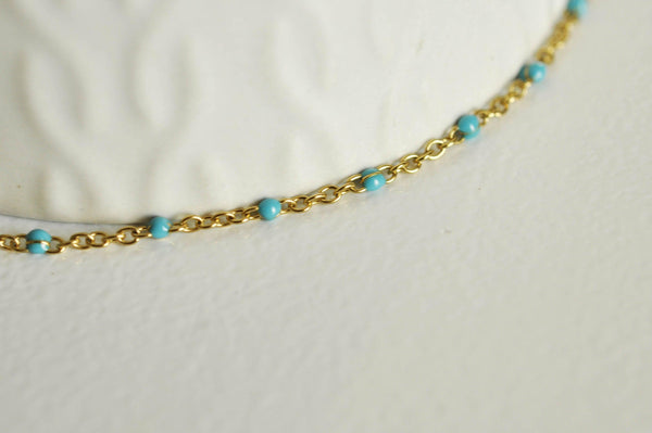 EP Chaine dorée 14 carats fantaisie acier inoxydable résine bleu 1.5mm, x1 metre (G1417)